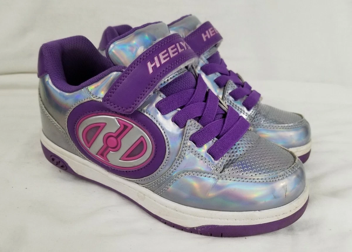 2 wheeled heelys size 4 hotsell