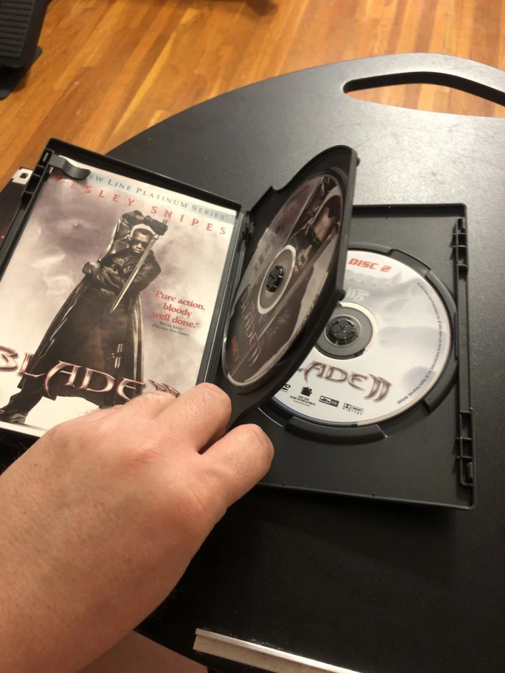 Blade Trilogy DVD Platinum Series (Blade, Blade II, Blade Trinity Unrated Vers.) — 第 4/4 张图片