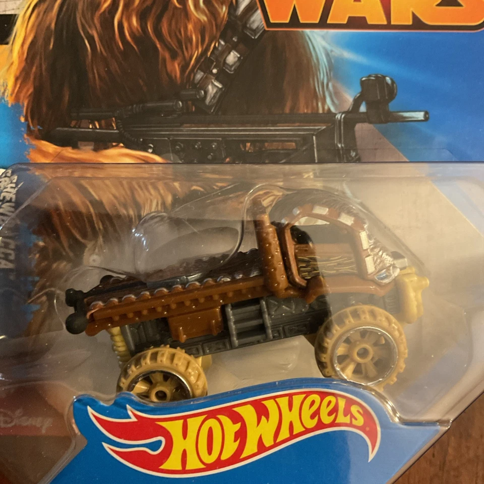 2014 DISNEY HOT WHEELS STAR WARS CHARACTER CARS CHEWBACCA, R2-D2 - Image 4 of 4