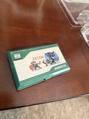 ゲームウォッチ ZELDA 海外版 ZL-65 動作品　難あり　管理番号31 Amazon.co.jp: 任天堂 Nintendo ZL-65 ゼルダ(ZELDA) GAME&WATCH