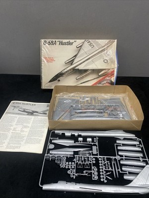 CONVAIR B-58A HUSTLER TESTOR ITALERI MODEL KIT 694 VINTAGE Open Box Complete