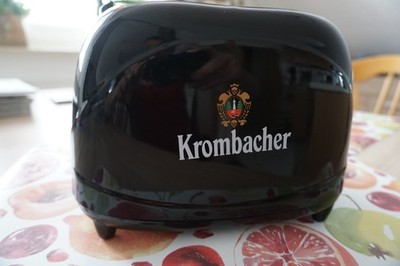 Verkaufe ein original Krombacher Toaster in Schwarz NEU