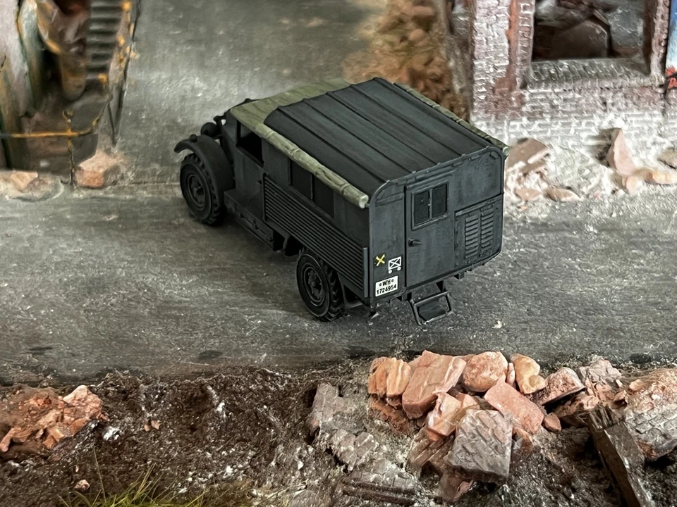 1:72 Morris CS8 Mk III Beutefahrzeug, 3D Druck Resin, gebaut gebrusht gealtert - Bild 4 von 4