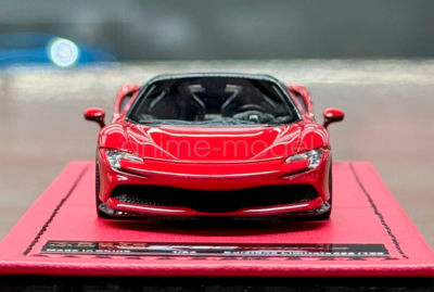 Modellino sportivo da corsa convertibile ART 1:64 rosso SF90 auto in