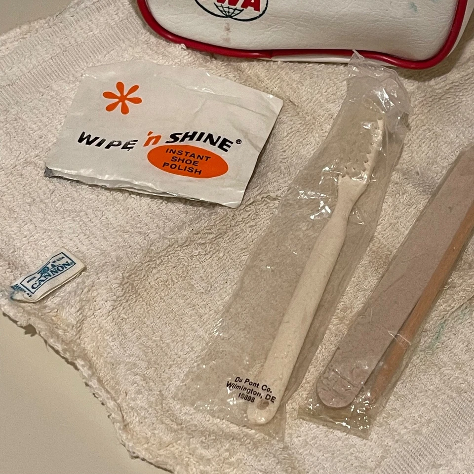 TWA Vintage 1ª Clase Amenity Kit (años 50 - 1960) Foto 2 de 4