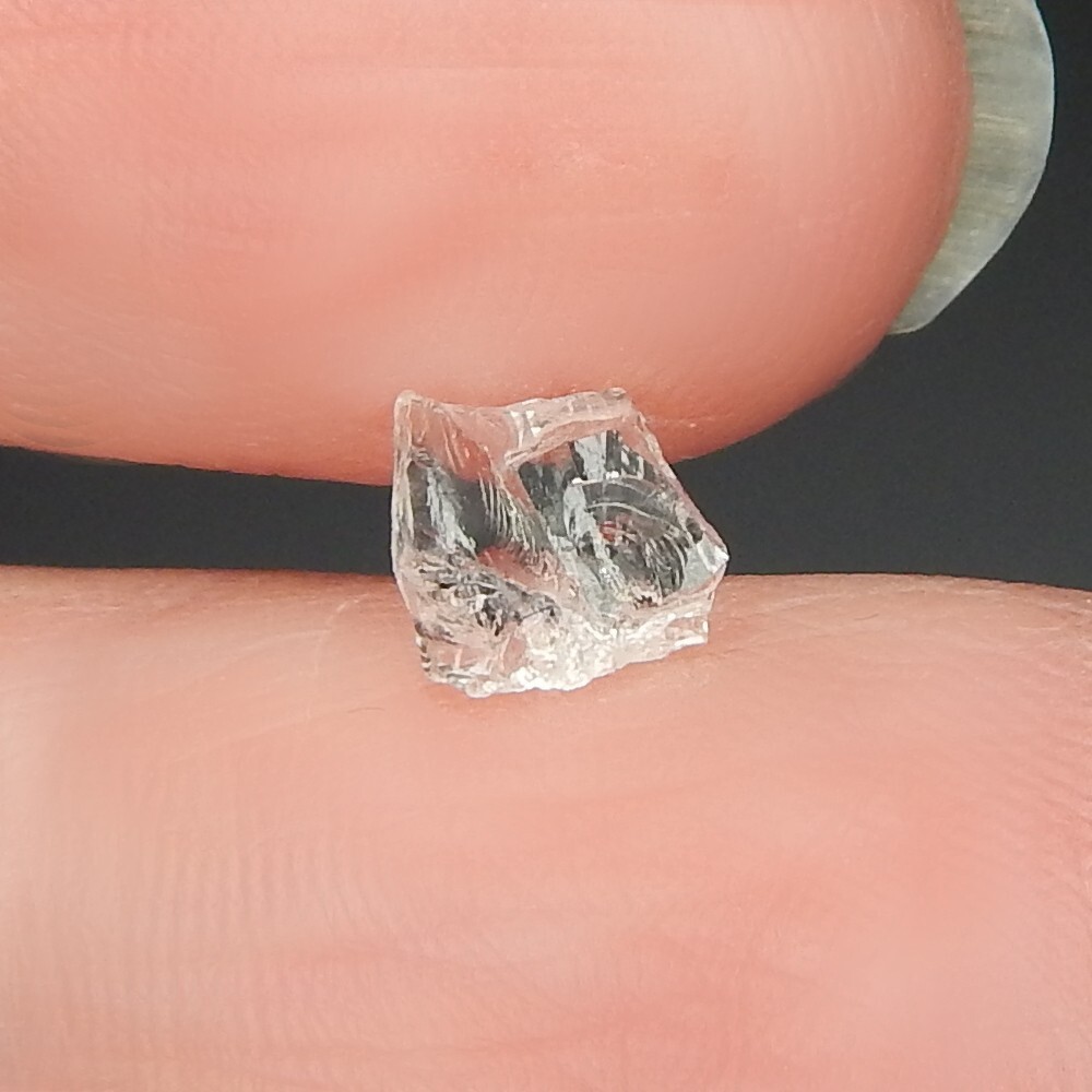 7ct Scapolite Natural Earth Mined Fluorescent Unheated Rough