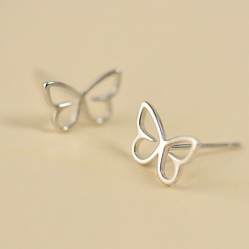 Femmes Delicat Minimaliste 925 Argent Sterling Papillon Stud Earrings Cadeau New - Photo 2 sur 5