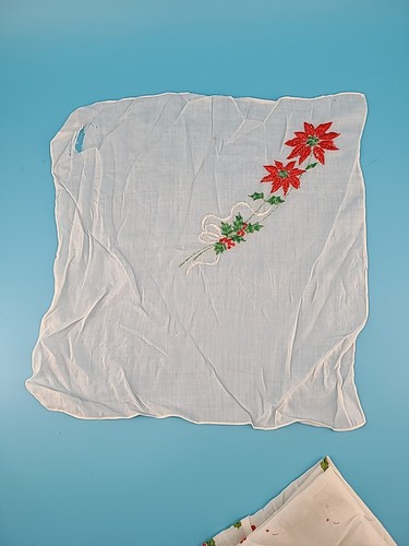 Christmas Handkerchief Lot Of 4 Poinsettia Red Green Hanky - Picture 4 of 11