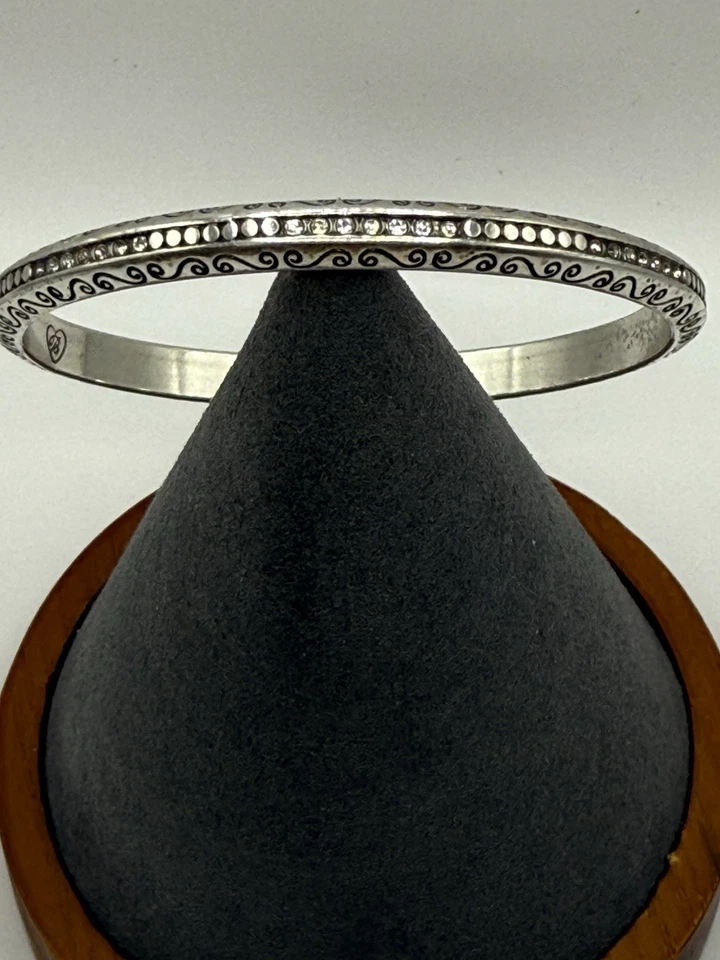 ✨ Brighton 银色蚀刻漩涡水晶手镯手链 — 第 2/4 张图片