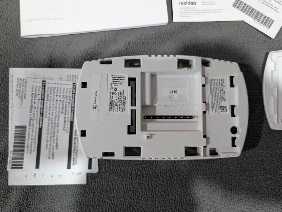 Honeywell Home Smart Series RTH6500WF Wi-Fi Programmable Thermostat - Image 3 of 4