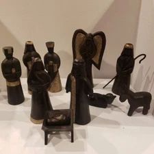 Modern Nativity Set Minimalist Nativity Scene Contemporary Dark Wood & Tin 11 Pc