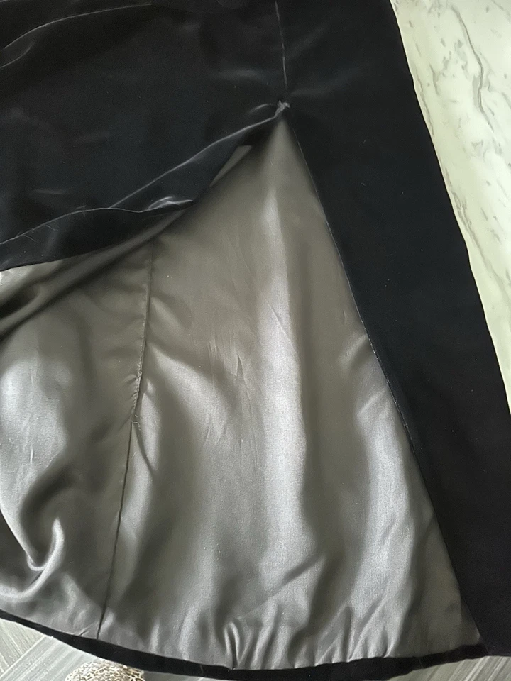Vintage Oleg Cassini Black Tie Velvet Lined Skirt Size 12 - Image 4 of 4