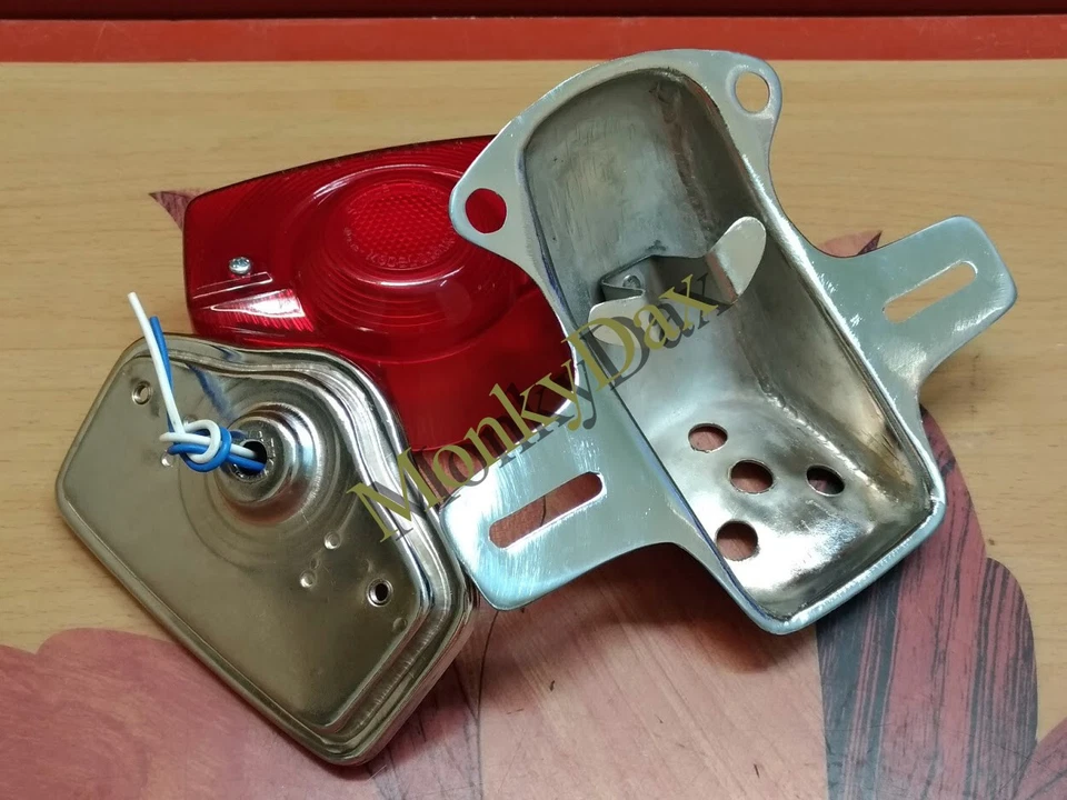 1970-1971 Honda CB750 K0 K1 Tail Light & Bracket 1971-1972-1973 CB500 K0 K1 K2 — 第 4/4 张图片