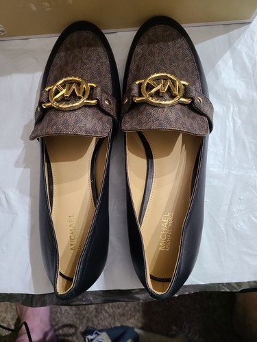 Michael Kors Signature Rory Leather Loafers W/Large Gold Logo Black/Brown 7M NEW - Picture 5 of 11