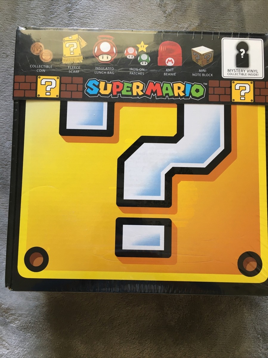 2017 Nintendo Super Mario CultureFly Box-Mystery Vinyl Collectible