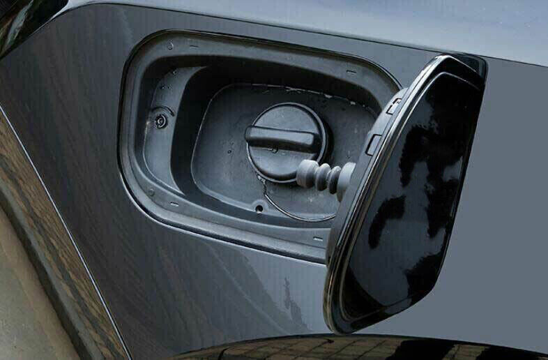 For Cadillac XT4 2019-2022 silve Steel Fuel Tank Cap Oil Gas Cover