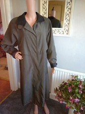 Vintage Berkertex Lichen Long Ladies Green Coat/ Mac. Size 10. Tall Person. Wool