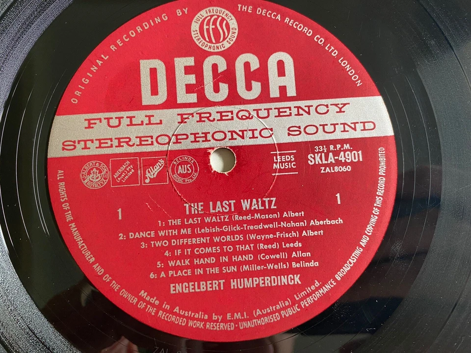 ENGELBERT HUMPERDINCK - The Last Waltz 12” Vinyl Record LP - Image 3 of 4