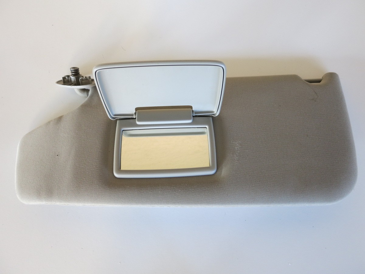 06 07 08 09 10 COMMANDER LEFT DRIVER SIDE INTERIOR SUN VISOR