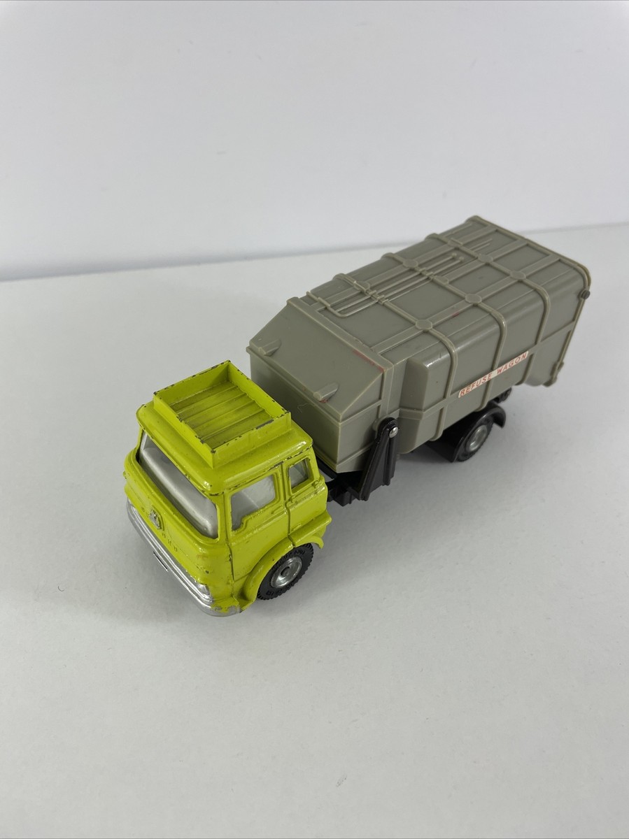 DINKY SUPERTOYS REFUSE WAGON - No. 978 - 1973 Bedford City Truck