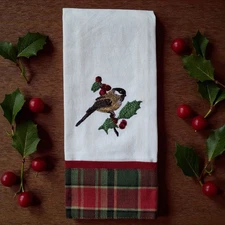 Park Designs Williamsburg Plaid Embroidered Chickadee Fingertip Towel Set of 3