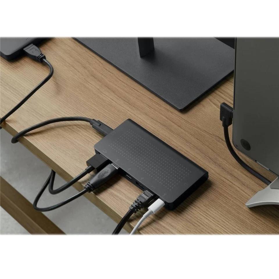 Twelve South StayGo USB-C Hub Wired USB 3.2 Gen 1 For Apple MacBook Black 232676 - Image 4 of 4