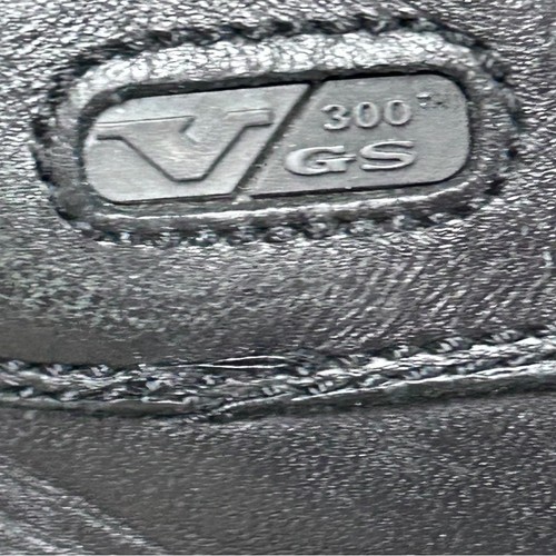 Polished Black Leather Boots with Classic Design V Series - Picture 4 of 9