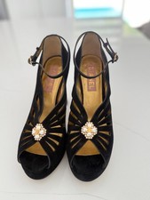 Chanel Suede Pearl Shamrock CC Heeled Sandals Black Heels Sz 40