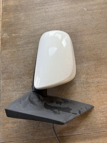 06 07 08 09 10 11 Toyota Yaris POWER Side View Mirror Right PASSENGER OEM WHITE