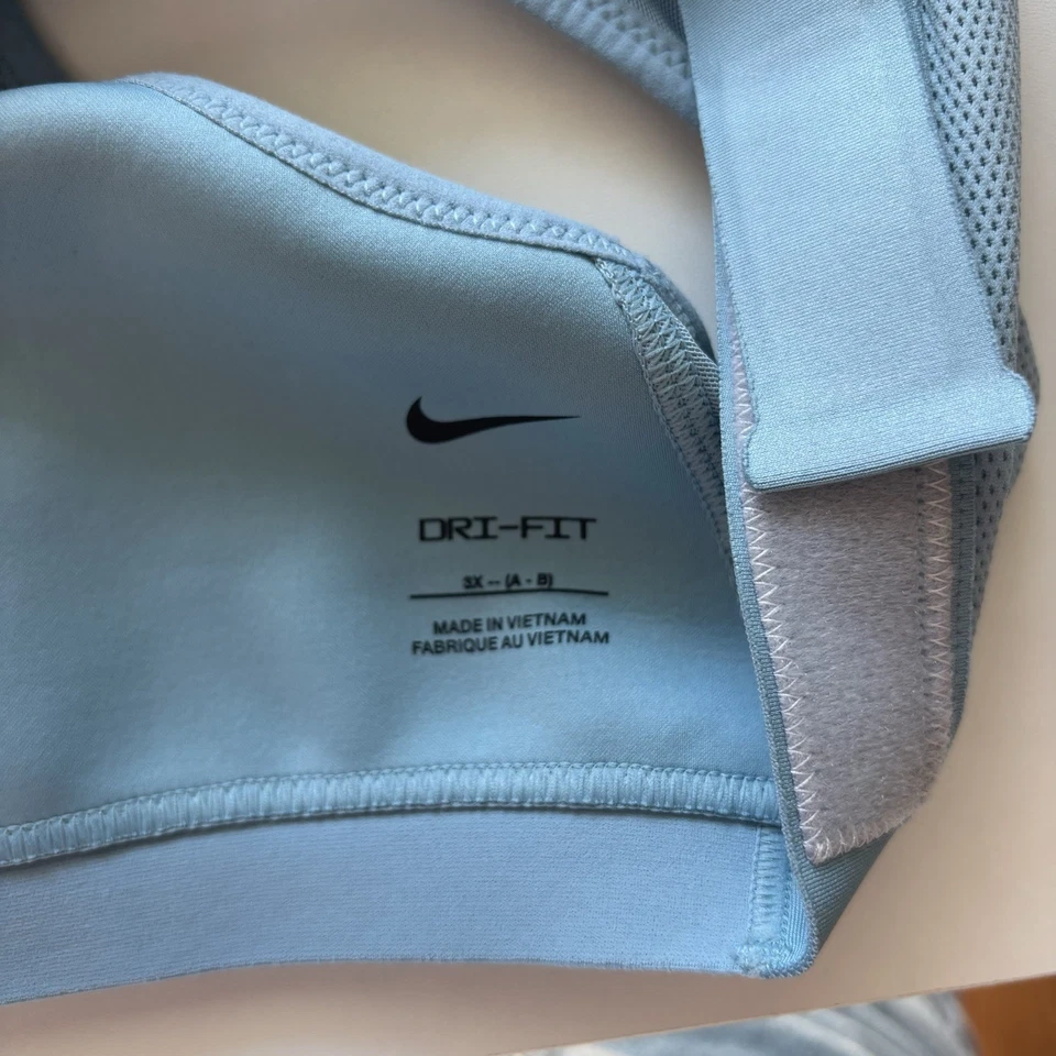 Nike Women's Size 3X Blue Logo Sports Bra Active Dri-Fit Mesh DD0428-010 - Image 3 of 4
