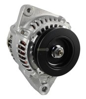 Lichtmaschine 120A Neu OE Denso 102211-0670 FüR --- Toyota Avensis Corolla