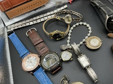 Lotto 9 orologi Tommy Hilfiger Casio W-94H Anne Klein Sheffield parti non testate