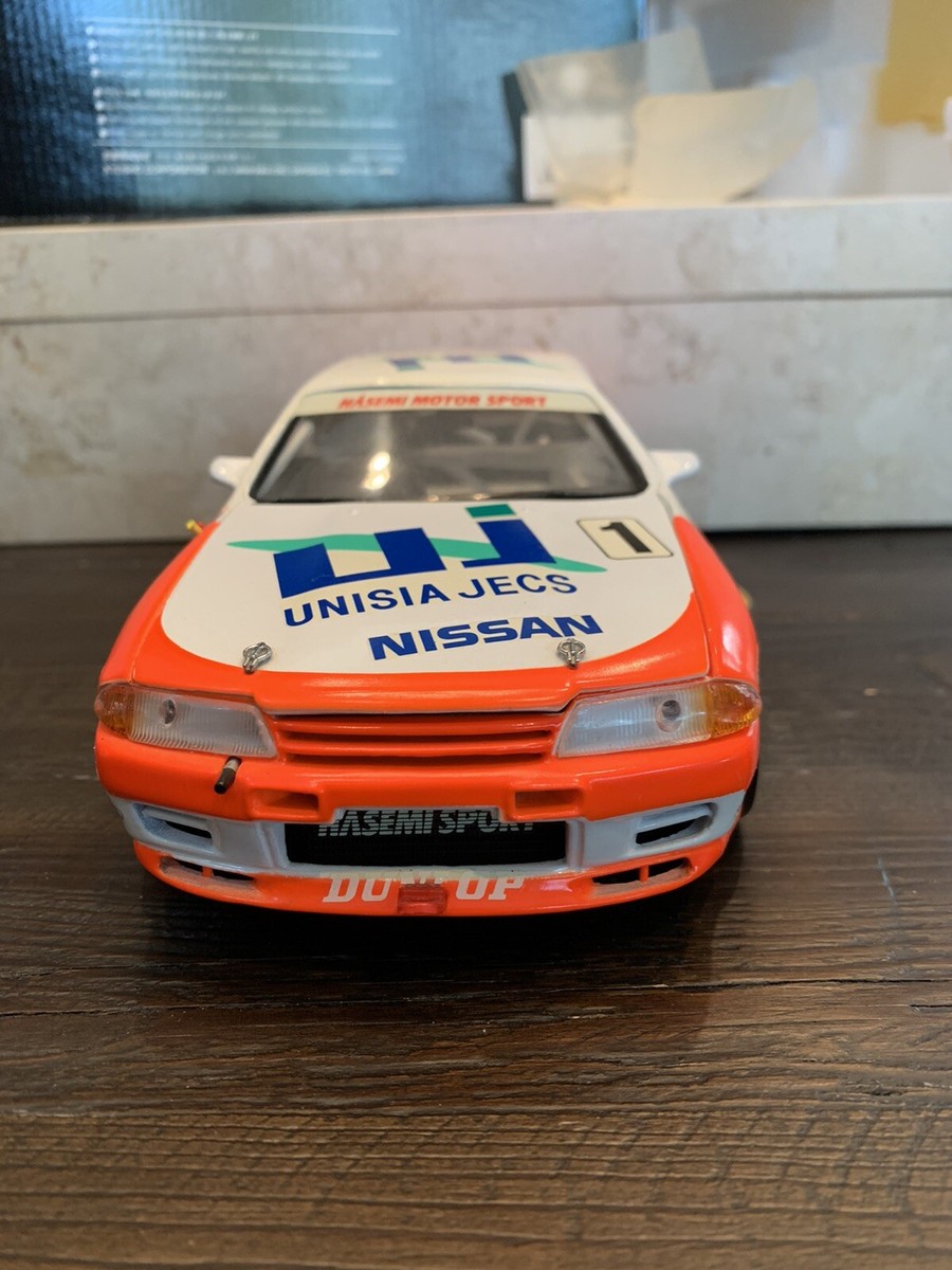 京商　1/18 UNISIA JECS SKYLINE 1/18 Kyosho Nissan Skyline GTR R32 Unisia Jecs #1 Hasemi