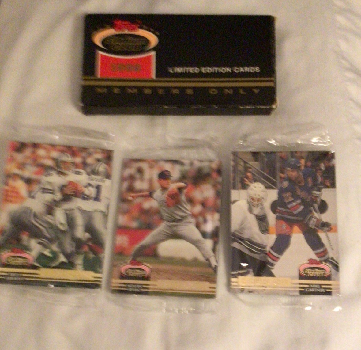 topps stadium club members only limited edition cards Topps Stadium Club Members Only Limited Edition Baseball Cards – Fandoms  Treasure main image 1