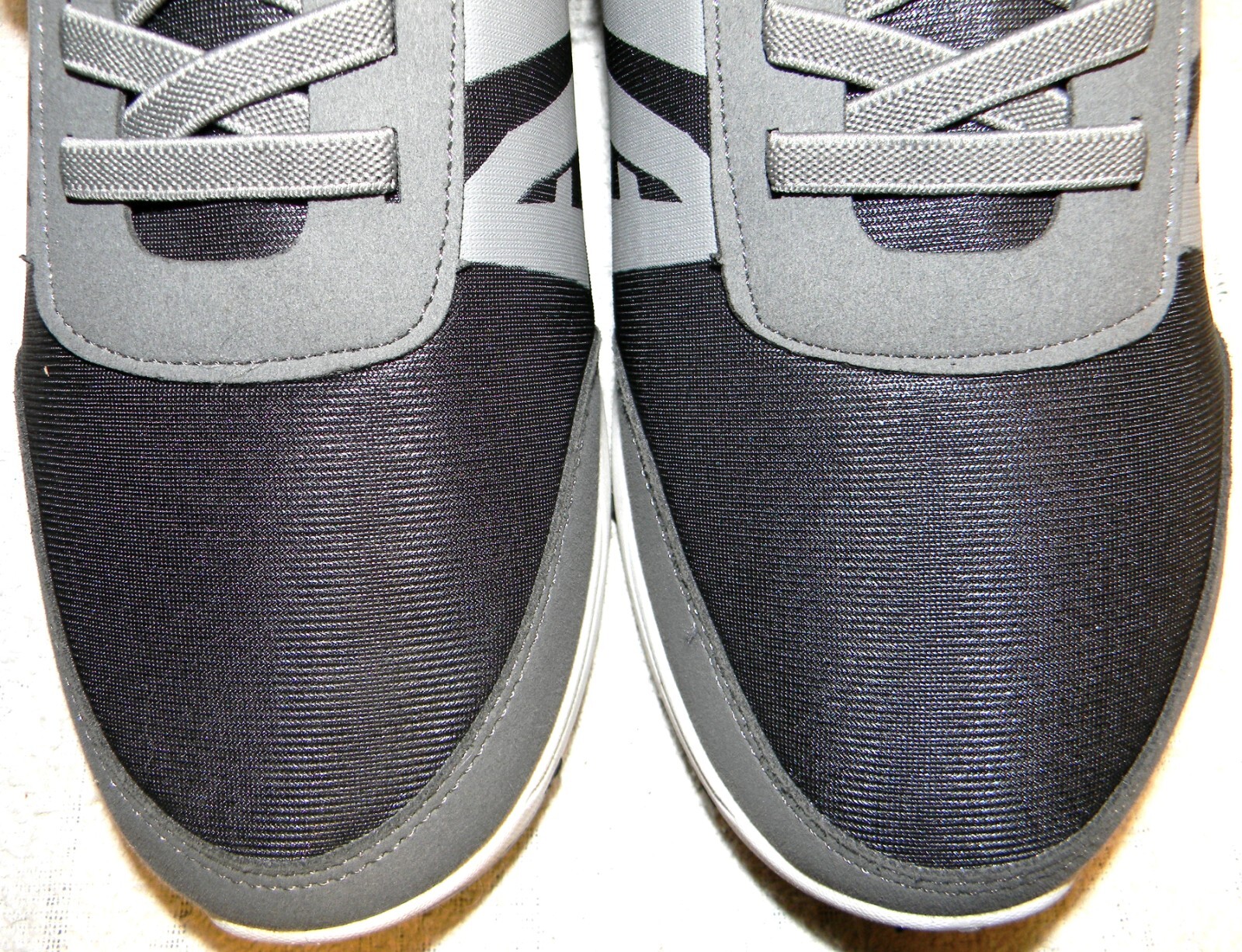 Picture 3 of 12