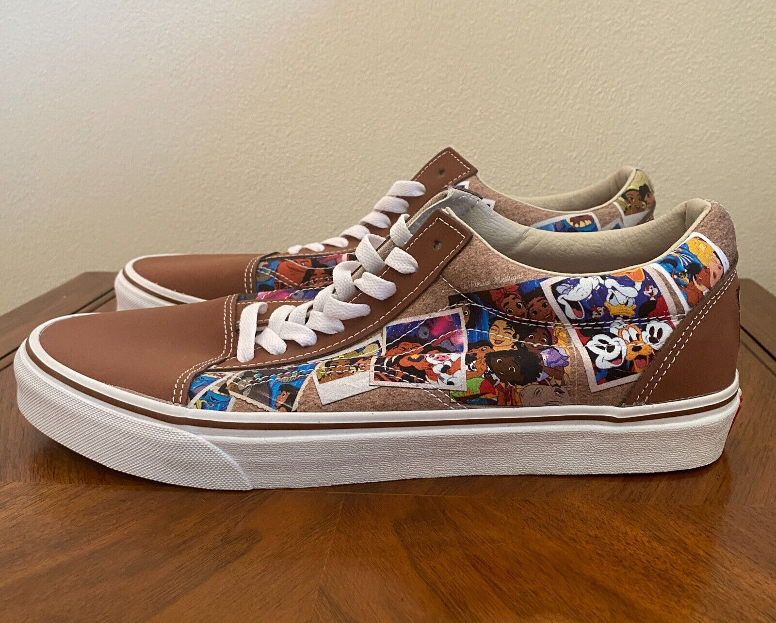 Disney Old Skool 100 Scrapbook Tennis Low Top Men's Size 12