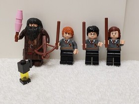 Lego 4738 - Harry Potter - Hagrid's Hut - Used-100% complete w/instructions