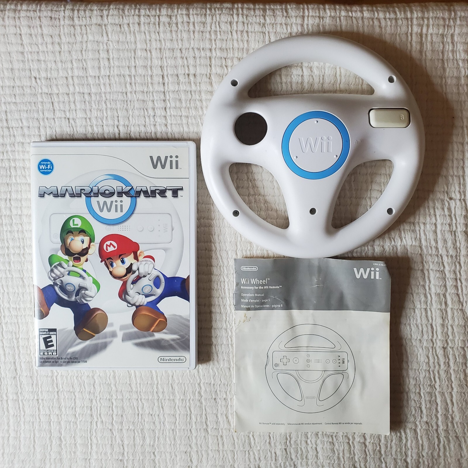 Mario Kart Wii  W/ 1 OEM Official Steering Wheel Attachment Nintendo And Manuals
