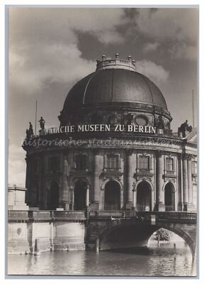 Berlin - Staatliche Museen - Bode-Museum - DDR - Großes Foto 1950er