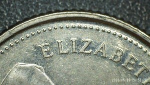 1980 Elizabeth II Canadian Dime s/Split Rim/Off Center.Buy & get free coin.