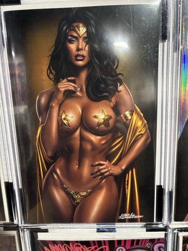 Cool Comics Gallery Fernando Rocha Amazon Wonder Woman Gold Variant Ltd to 100