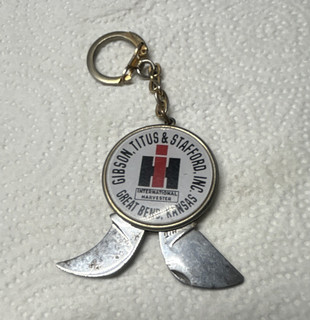 International Harvester Dealer Keychain Pocket Knife Since 1919 Silver Red
