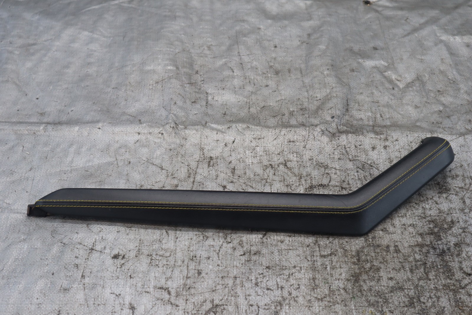 2018 2019 LAMBORGHINI URUS 4.0L V8 OEM LH DRIVER FRONT DOOR PANEL TRIM 4ML868163