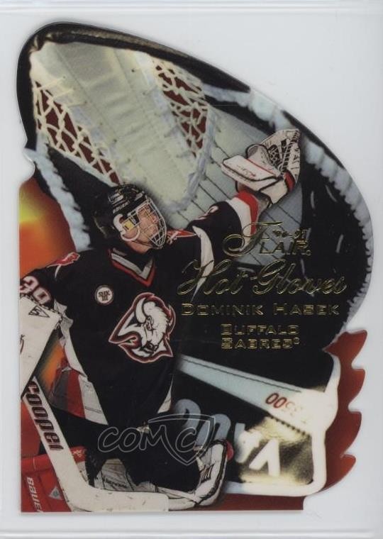 1996-97 Flair Hot Gloves Dominik Hasek #4 HOF 4gd