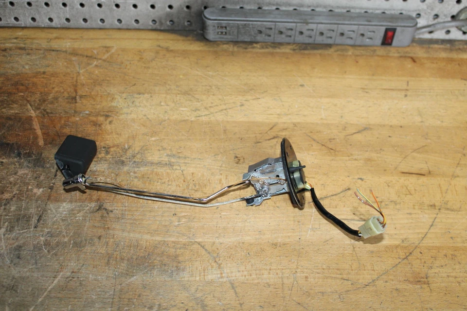 Toyota Mr2 1991-1995 unidad de envío de nivel de combustible medidor de gasolina flotador SW20 transmisor OEM Foto 2 de 4