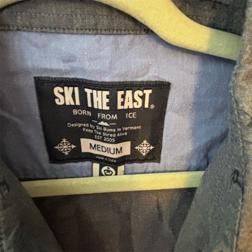 Ski The East Men's Gray Ski Print Button-Up Shirt Size M Long Sleeve - Picture 3 of 6