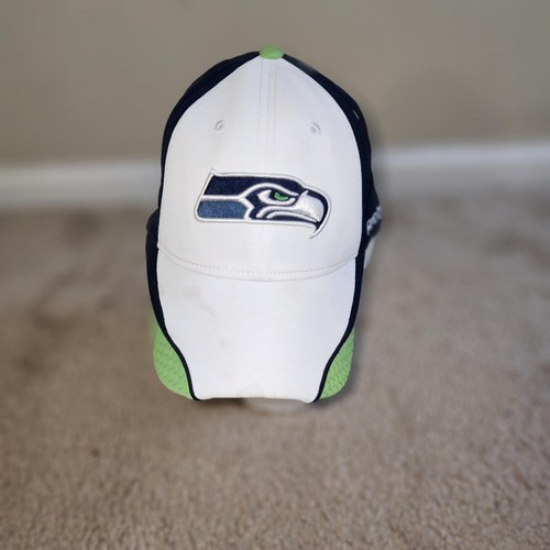 Seattle Seahawks Hat Cap Fitted Mens Medium Blue Green NFL Football Reebok