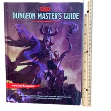 Dungeon Masters Guide D&D 5e Book Dungeons and Dragons DnD Great Condition!