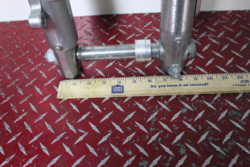 Harley Sportster XL 1200 2008 39 mm horquillas delanteras y triple abrazadera juego estrecho SPd&d Foto 2 de 4