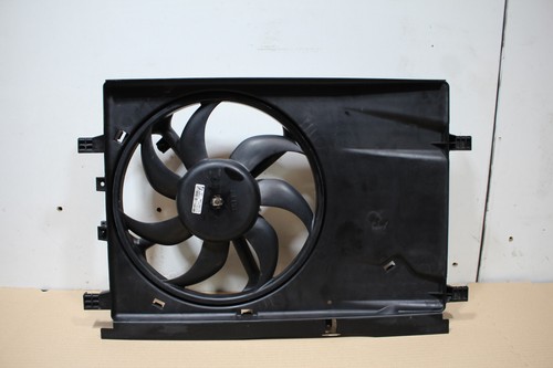 Lüfter Kühlerlüfter Lüftermotor 55702186 BEHR 55700995 Fiat Punto 199 Bj,2009